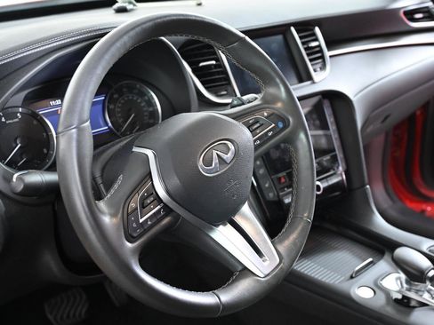Used 2023 INFINITI QX55 Essential AWD/4WD image 9
