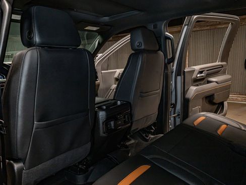 Used 2025 GMC Sierra 2500 AT4 w/ AT4 Premium Plus Package image 21