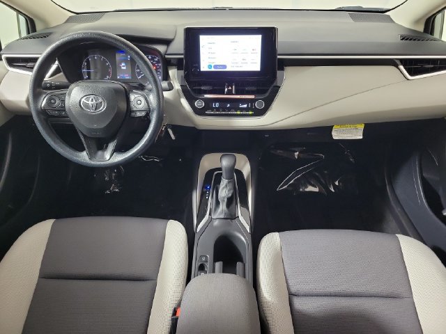 Used 2025 Toyota Corolla LE FWD image 16