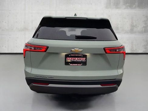 New 2026 Chevrolet Equinox LT w/ Convenience Package II image 8