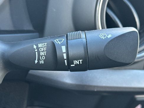 Used 2021 Toyota Tacoma TRD Off-Road w/ Technology Package image 38