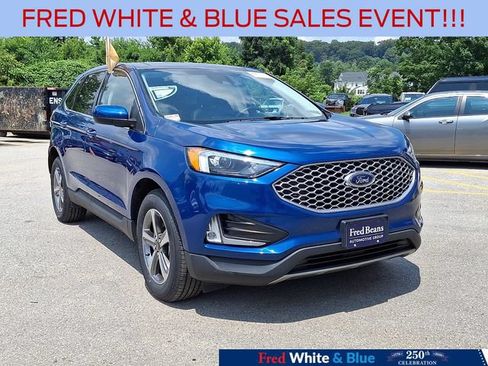 Certified 2023 Ford Edge SEL w/ Convenience Package AWD/4WD image 2