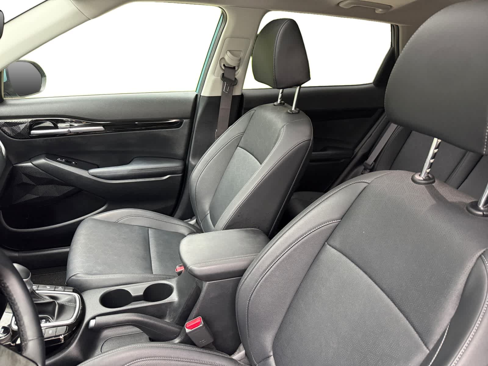 Used 2024 Kia Seltos EX AWD/4WD image 11
