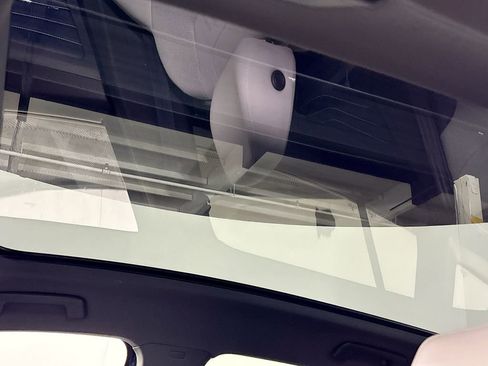 Used 2023 Volkswagen ID.4 Pro S image 19