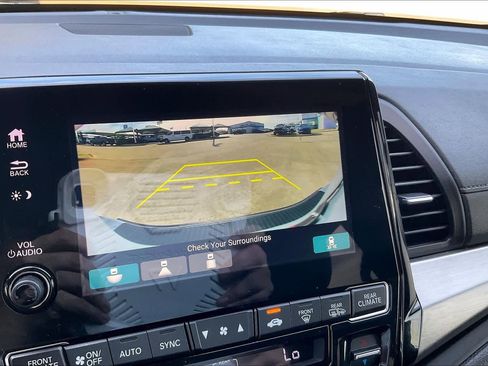 Used 2024 Honda Odyssey Sport image 26