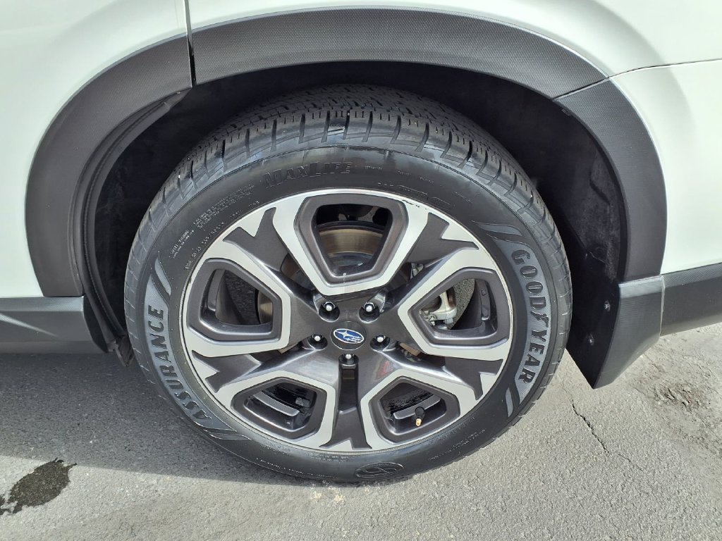 Used 2023 Subaru Ascent Limited w/ Technology Package AWD/4WD image 15