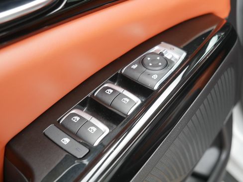 Used 2022 Kia Carnival SX Prestige FWD image 19