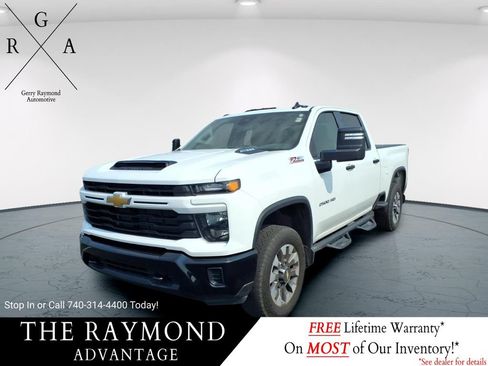 Used 2024 Chevrolet Silverado 2500 Custom w/ Custom Value Package AWD/4WD image 7