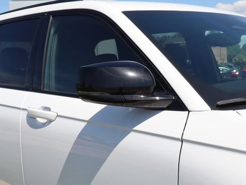 Certified 2023 Jeep Grand Cherokee Altitude AWD/4WD image 2