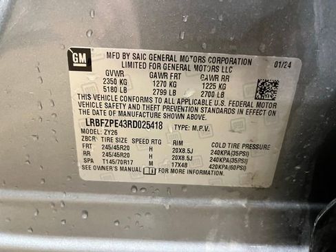 Used 2024 Buick Envision Sport Touring image 27