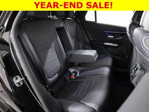 Used 2025 Mercedes-Benz GLC 300 4MATIC image 39