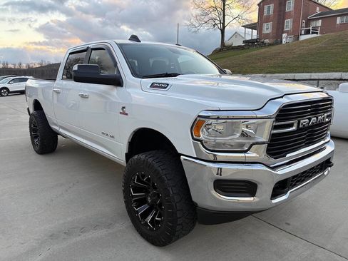 Used 2019 RAM 3500 Big Horn image 3