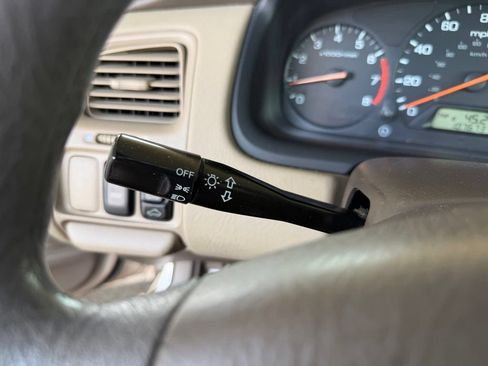 Used 2000 Honda Accord EX image 35
