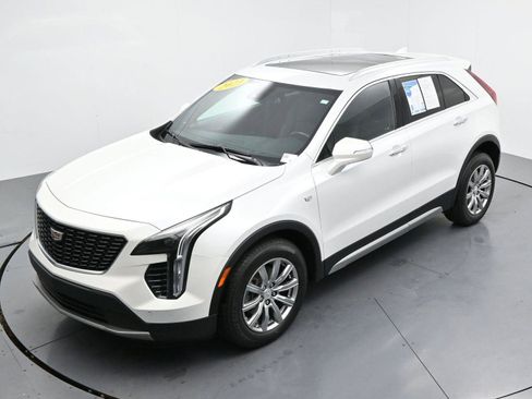 Used 2023 Cadillac XT4 Premium Luxury w/ Cold Weather Package AWD/4WD image 36