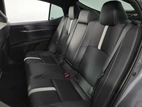 Used 2025 Toyota Camry SE w/ Convenience Package FWD image 17