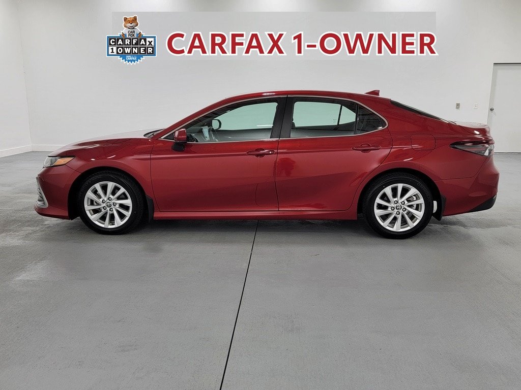 Certified 2024 Toyota Camry LE FWD image 5