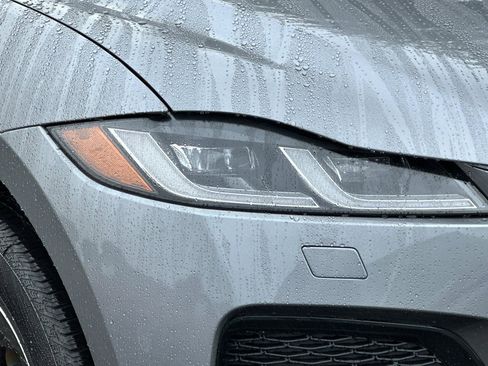 New 2025 Jaguar F-PACE R-Dynamic S image 12