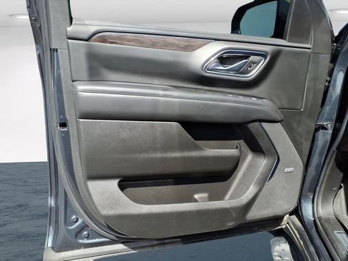 Used 2022 Chevrolet Tahoe Z71 AWD/4WD image 23