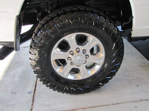 Used 2024 RAM 2500 Big Horn w/ Off Road Package AWD/4WD image 33