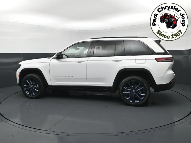 New 2026 Jeep Grand Cherokee Limited AWD/4WD image 3