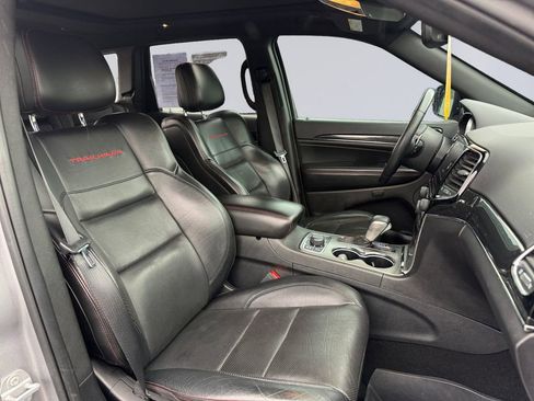 Used 2019 Jeep Grand Cherokee Trailhawk w/ Trailhawk Luxury Group image 18
