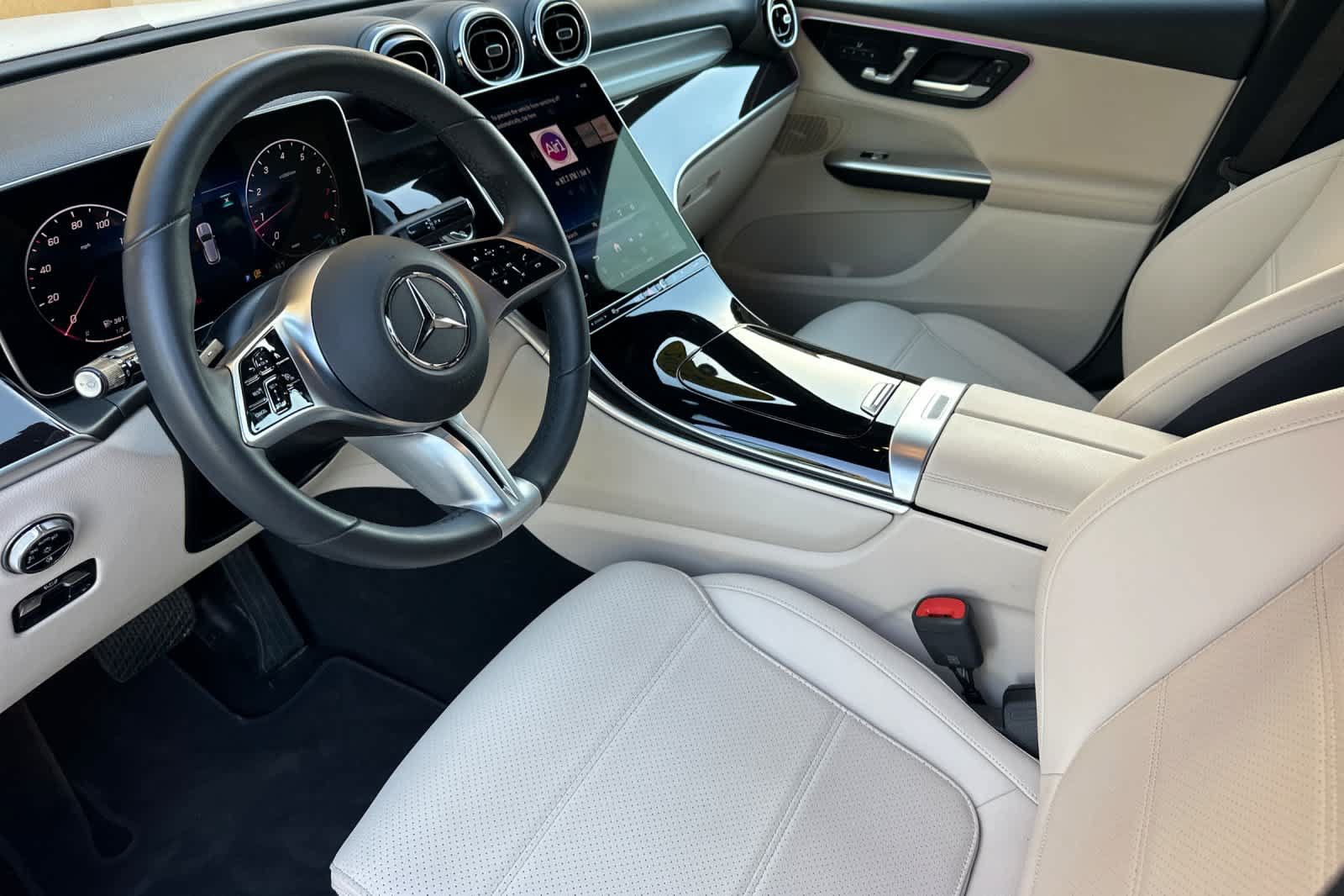 Certified 2026 Mercedes-Benz GLC 300 4MATIC image 9
