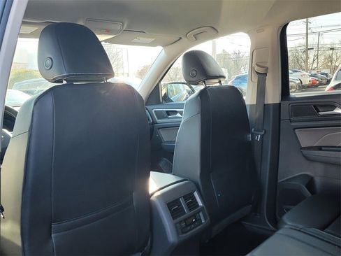 Used 2021 Volkswagen Atlas SE image 15