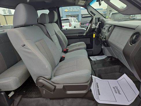 Used 2016 Ford F250 XL w/ Power Equipment Group image 17