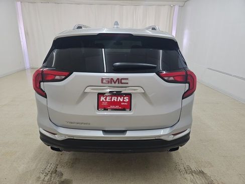 Used 2020 GMC Terrain SLT w/ Preferred Package image 13