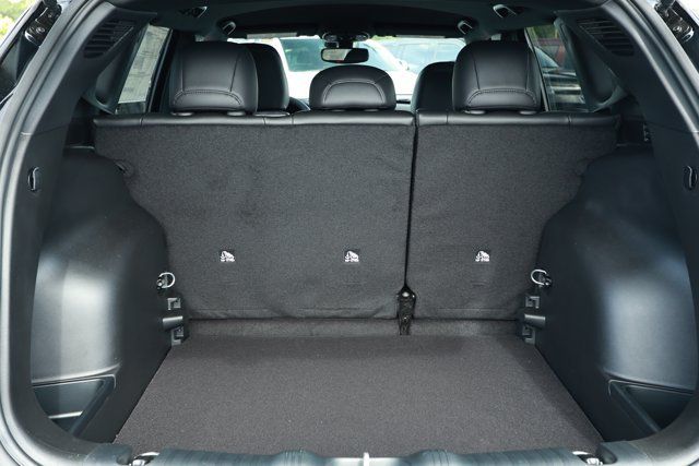 New 2026 Jeep Compass Latitude AWD/4WD image 10