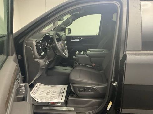 New 2026 Chevrolet Silverado 1500 LT w/ Z71 Off-Road Package image 12