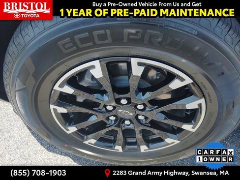 Used 2024 Chevrolet Traverse Z71 w/ Enhanced Driving Package AWD/4WD image 13