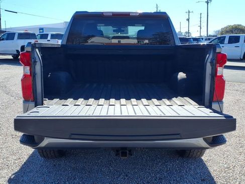 Used 2022 Chevrolet Silverado 1500 Custom image 7