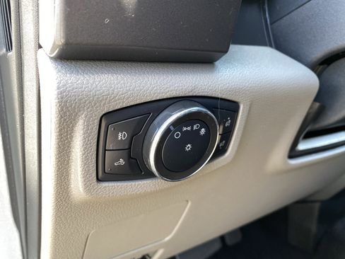 Used 2022 Ford F250 XLT w/ XLT Value Package AWD/4WD image 19