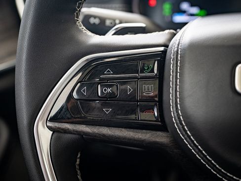 Used 2022 Jeep Grand Cherokee Overland image 26