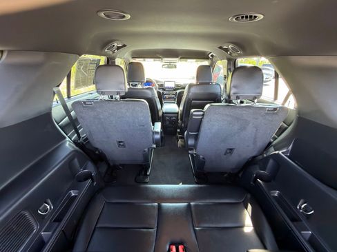 Used 2022 Ford Explorer ST w/ Equipment Group 401A AWD/4WD image 32