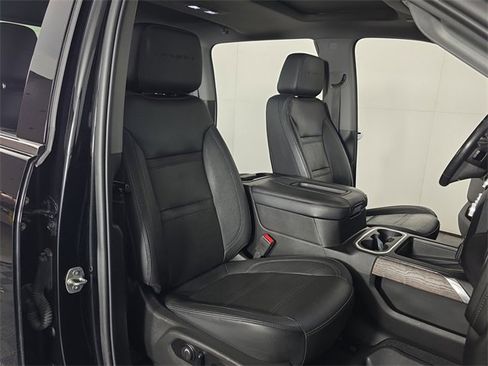 Used 2021 GMC Sierra 3500 Denali w/ Denali Ultimate Package image 25