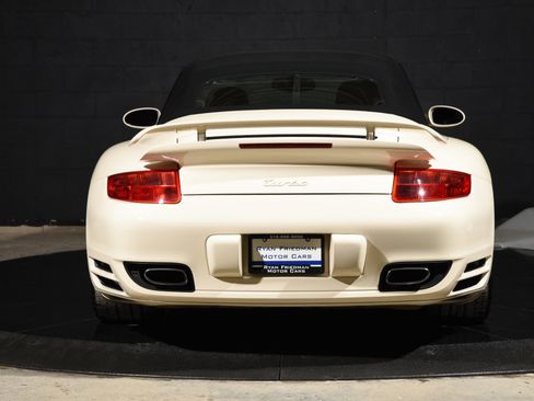 Used 2009 Porsche 911 Turbo image 11