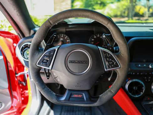 Used 2022 Chevrolet Camaro SS image 77