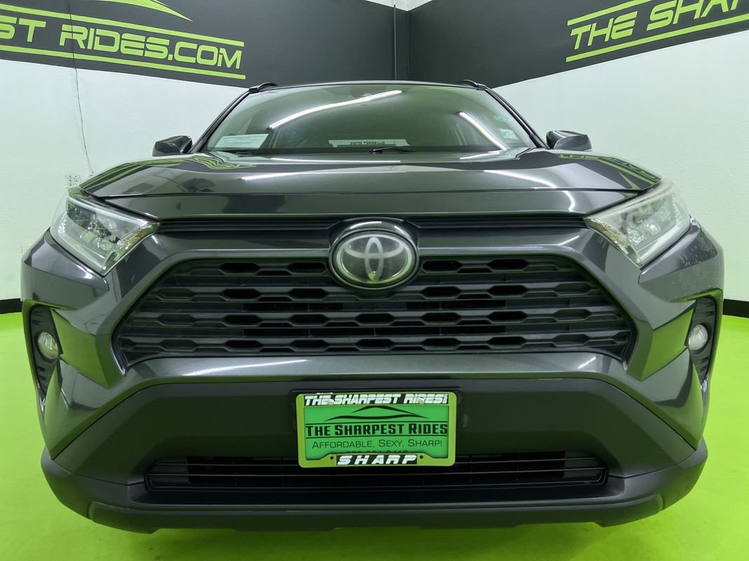 Used 2020 Toyota RAV4 XLE FWD image 3