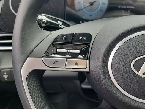 New 2026 Hyundai Elantra Limited FWD image 7