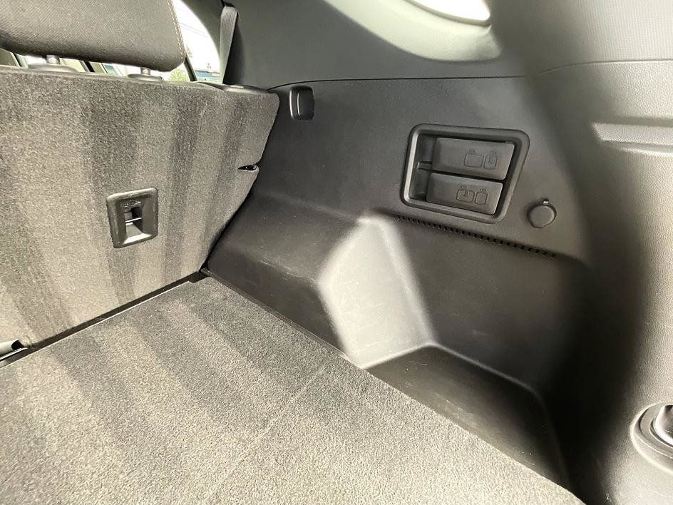 Used 2022 Chevrolet Equinox LT AWD/4WD image 16