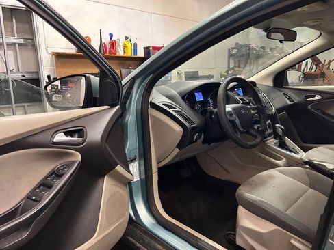 Used 2012 Ford Focus SE image 12