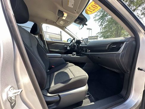 Used 2021 Nissan Rogue SV FWD image 26