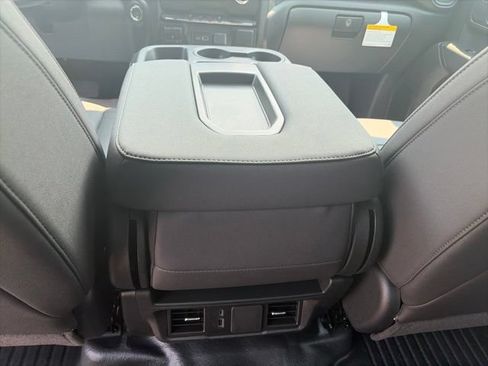 New 2026 GMC Sierra 2500 Pro AWD/4WD image 13