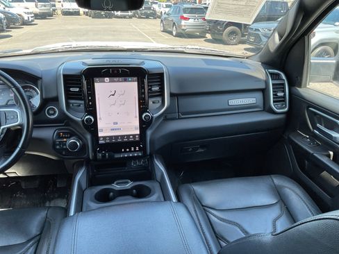 Used 2022 RAM 1500 Big Horn AWD/4WD image 16