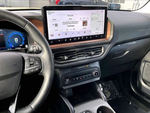 Certified 2025 Ford Bronco Sport Outer Banks w/ Outer Banks Tech Package+ image 6