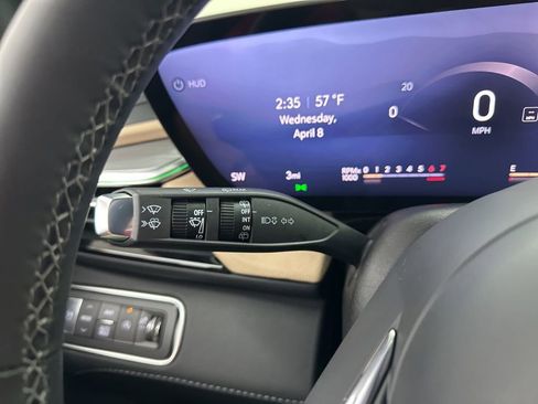 New 2026 Buick Enclave Preferred w/ Power Package AWD/4WD image 35