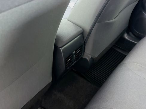 Certified 2023 Toyota Corolla Cross LE AWD/4WD image 21