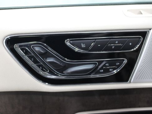 Used 2019 Lincoln Navigator Reserve image 7